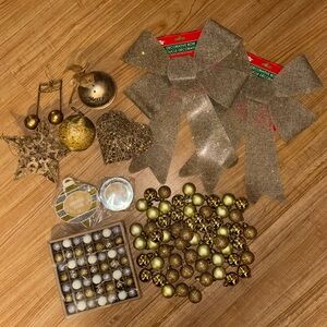 Gold Holiday Ornament Set